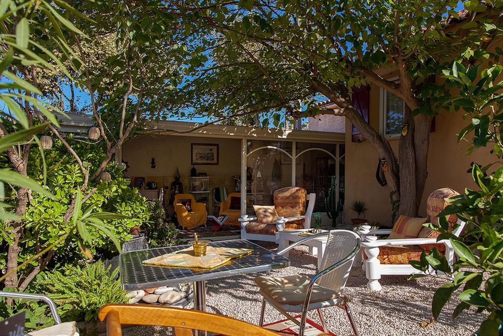 B&B Le Clos Des Cigales Cassis Exterior photo